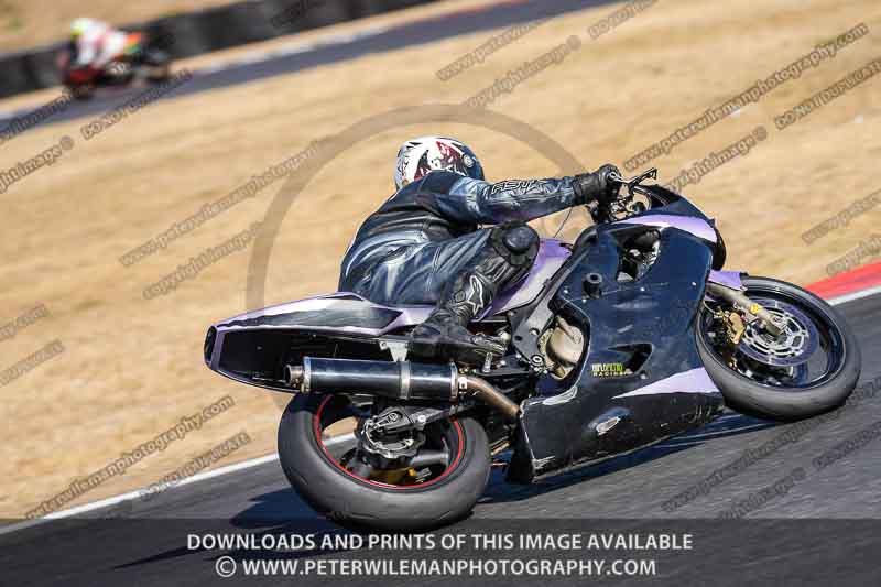 enduro digital images;event digital images;eventdigitalimages;no limits trackdays;peter wileman photography;racing digital images;snetterton;snetterton no limits trackday;snetterton photographs;snetterton trackday photographs;trackday digital images;trackday photos